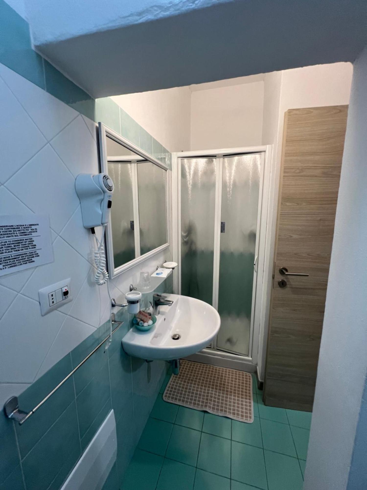 Hotel Da Cecco Santa Teresa Gallura Buitenkant foto