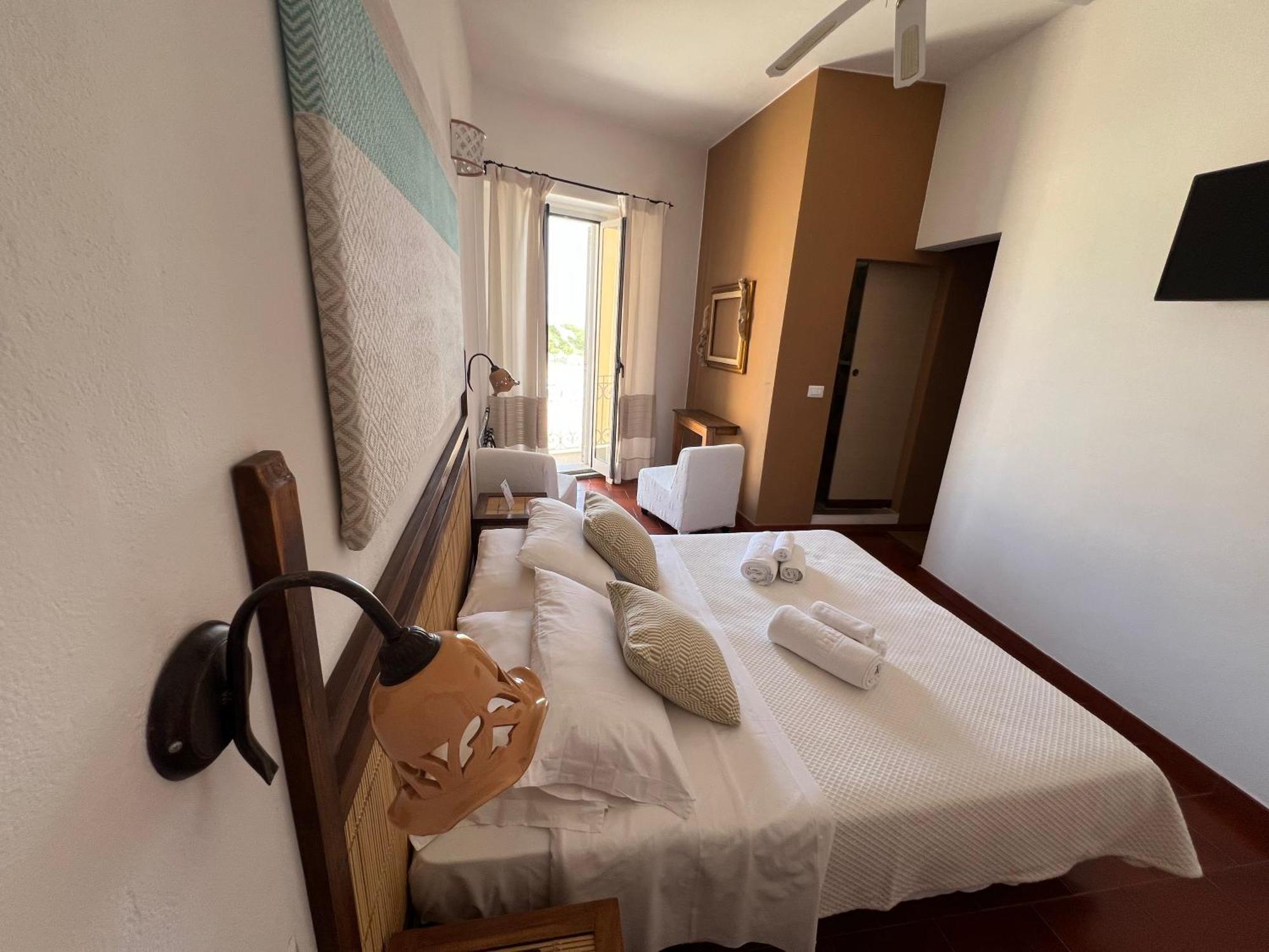 Hotel Da Cecco Santa Teresa Gallura Buitenkant foto