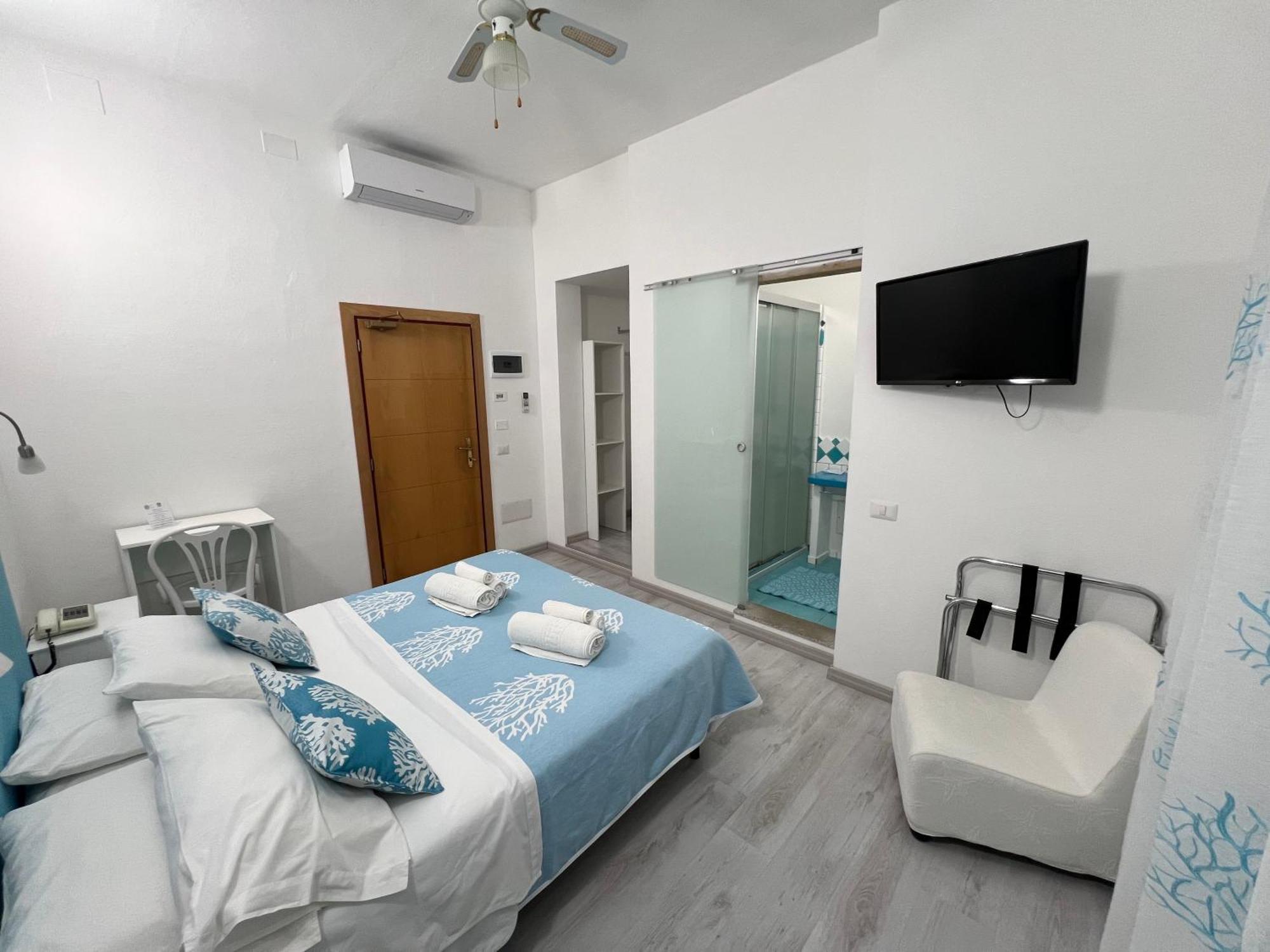 Hotel Da Cecco Santa Teresa Gallura Buitenkant foto