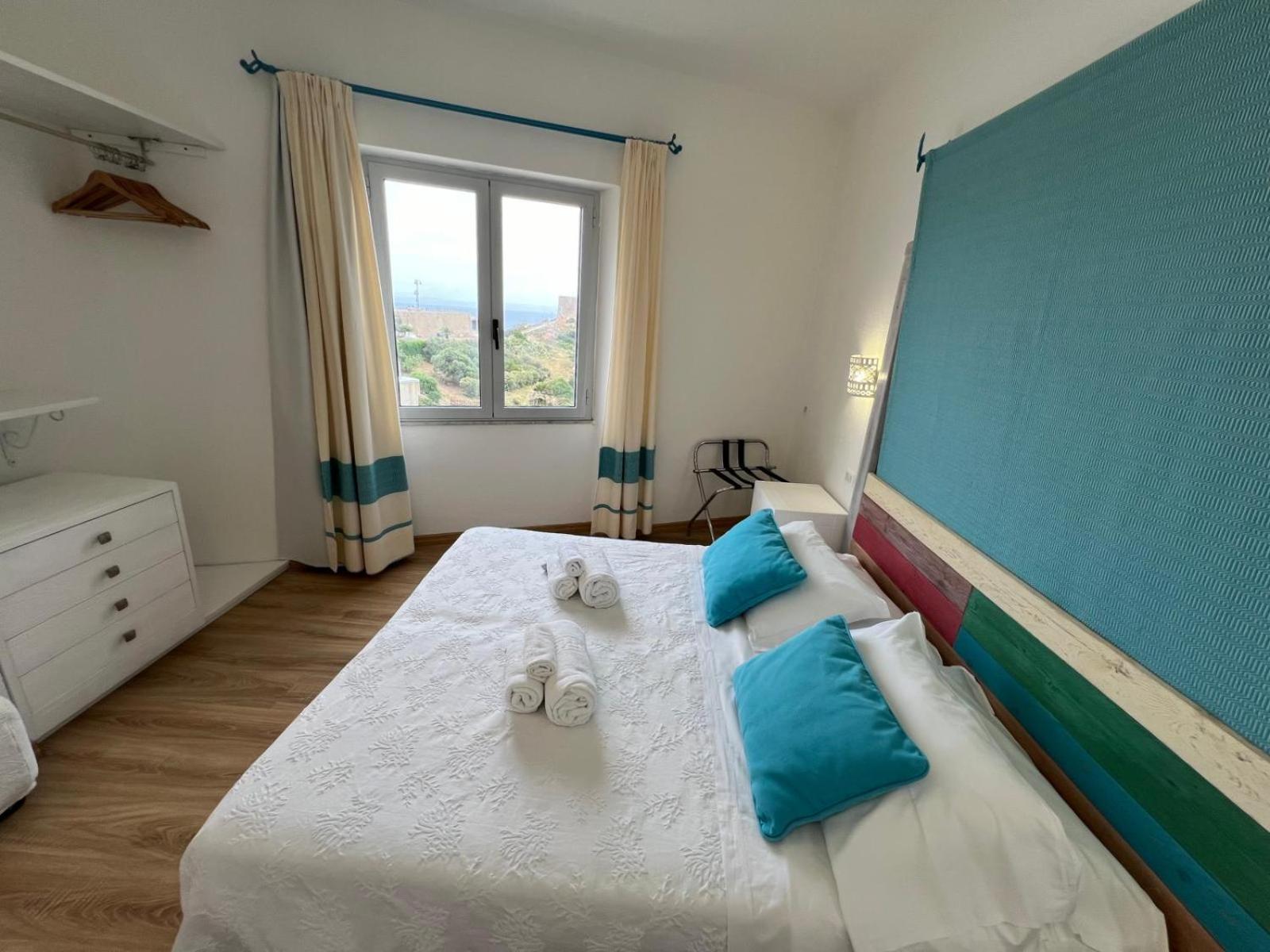 Hotel Da Cecco Santa Teresa Gallura Buitenkant foto